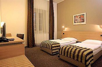 Fabhotel Polovictory Palace Jaipur Buitenkant foto